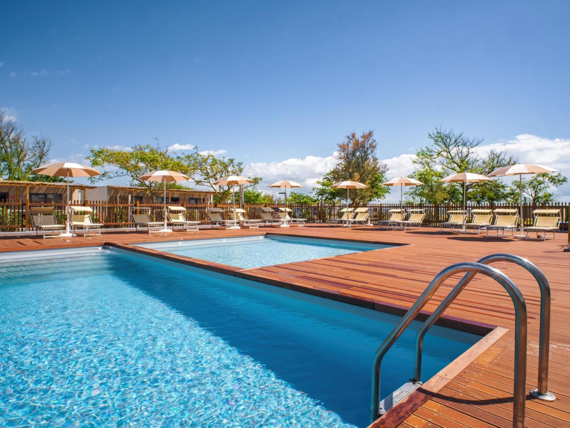 Club Del Sole Boutique Campeggio